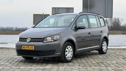 Occasion VW Touran Trendline 105 PK (77 kW) 2011 Grijs MPV