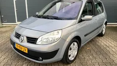 Gebruikt 2004 Renault Scénic II Komfort MPV | € 750 (Super prijs)