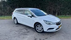 Wit Gebruikt 2019 Opel Astra Business Stationwagen | € 7.650 (Eerlijke prijs)