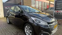 Zwart Gebruikt 2017 Peugeot 208 Hatchback | € 4.999 (Eerlijke prijs)