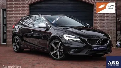 Occasion 2019 Volvo V40 R-Design Hatchback | € 22.950 (Eerlijke prijs)