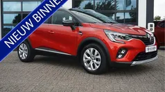 Gebruikt 2022 Renault Captur Intens SUV | € 23.900 (Eerlijke prijs)