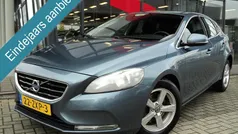 Gebruikt 2013 Volvo V40 Momentum Hatchback | € 6.945 (Eerlijke prijs)