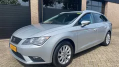 Grijs, metallic lak Gebruikt 2015 Seat Leon ST CONNECT Stationwagen | € 13.450 (Eerlijke prijs)