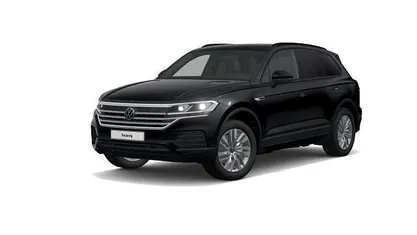 Zwart Occasion 2022 VW Touareg Basis SUV | € 76.954 (Eerlijke prijs)