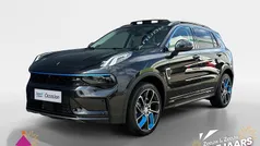 Zwart Gebruikt 2022 Lynk & Co 01 SUV | € 22.945 (Eerlijke prijs)