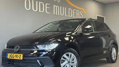 Zwart Gebruikt 2023 VW Polo R-line Hatchback | € 20.950 (Eerlijke prijs)