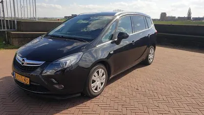 Occasion Opel Zafira Tourer Design Edition 140 PK (102 kW) 2013 Zwart MPV