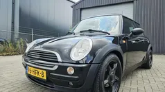 Zwart Gebruikt 2003 Mini ONE Hatchback | € 1.999 (Goede deal)