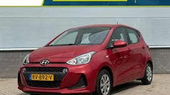 Rood Gebruikt 2018 Hyundai i10 Comfort Hatchback | € 8.940 (Eerlijke prijs)