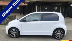 Wit, metallic lak Gebruikt 2021 VW e-up! Style Hatchback | € 19.500 (Eerlijke prijs)