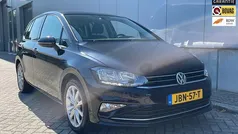 Zwart Gebruikt 2020 VW Golf Sportsvan Highline MPV | € 21.950 (Eerlijke prijs)