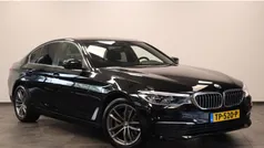 Zwart, metallic lak Gebruikt 2018 BMW 520 Executive Sedan | € 27.950 (Eerlijke prijs)