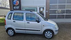 Grijs Gebruikt 2001 Suzuki Wagon R GL Hatchback | € 1.444 (Eerlijke prijs)
