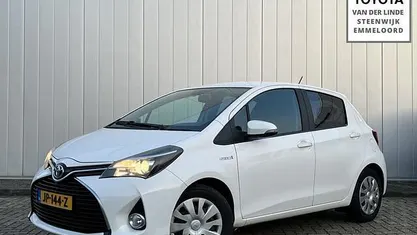 Occasion 2015 Toyota Yaris Hatchback | € 11.750 (Eerlijke prijs)