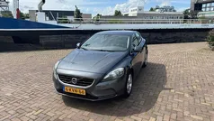 Grijs Gebruikt 2013 Volvo V40 Momentum Stationwagen | € 3.950 (Eerlijke prijs)