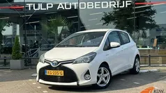 Wit Gebruikt 2016 Toyota Yaris Trend Hatchback | € 12.990 (Eerlijke prijs)