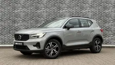 Grijs Gebruikt 2025 Volvo XC40 Plus SUV | € 47.694 (Eerlijke prijs)