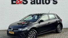 Zwart Gebruikt 2023 VW Polo Life Hatchback | € 19.700 (Super prijs)