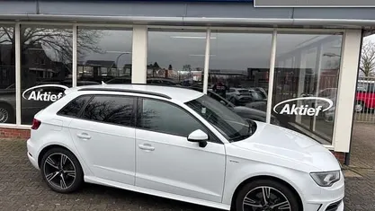 Occasion 2015 Audi e-tron Ambition SUV | € 12.950 (Goede deal)