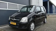 Zwart Gebruikt 2005 Opel Agila Hatchback | € 1.999 (Eerlijke prijs)