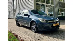 Grijs Gebruikt 2006 Opel Astra Executive Hatchback | € 1.450 (Eerlijke prijs)