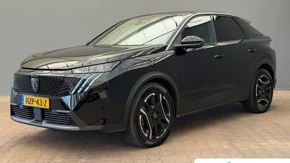 Zwart Nieuw 2025 Peugeot e-3008 Allure SUV | € 40.895 (Super prijs)
