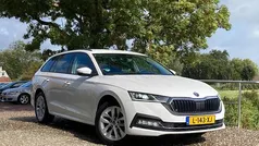 Wit Gebruikt 2021 Skoda Octavia Stationwagen | € 15.975 (Super prijs)