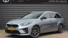 Grijs, metallic lak Gebruikt 2021 Kia Ceed Sportswagon GT-Line Stationwagen | € 21.900 (Super prijs)