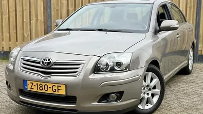Occasion 2007 Toyota Avensis Luna Sedan | € 3.950 (Eerlijke prijs)