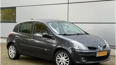 Gebruikt 2006 Renault Clio II Exception Hatchback | € 1.250 (Eerlijke prijs)
