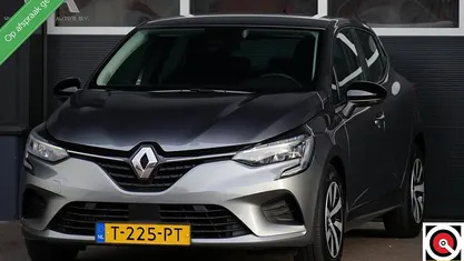 Grijs Gebruikt 2023 Renault Clio V Equilibre Hatchback | € 14.950 (Goede deal)