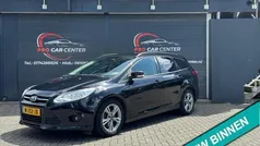 Zwart, metallic lak Gebruikt 2014 Ford Focus Stationwagen | € 5.999 (Eerlijke prijs)