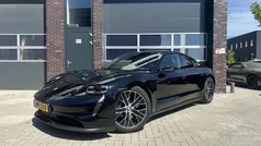 Zwart Gebruikt 2021 Porsche Taycan Performance Package Sedan | € 63.950 (Eerlijke prijs)