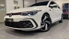 Wit Gebruikt 2021 VW Golf VIII Sedan | € 35.990 (Eerlijke prijs)