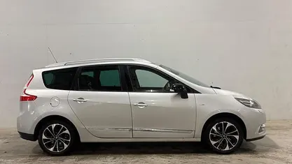 Occasion 2016 Renault Grand Scénic IV Bose Edition MPV | € 6.488 (Eerlijke prijs)