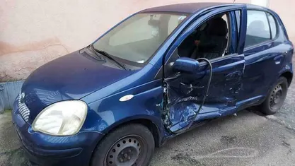 Occasion Toyota Yaris Sol 87 PK (63 kW) 2004 Blauw Sedan