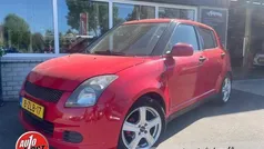 Rood Gebruikt 2007 Suzuki Swift Hatchback | € 2.975 (Goede deal)