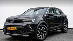 Zwart Gebruikt 2021 Opel Mokka-e Elegance SUV | € 15.440 (Eerlijke prijs)