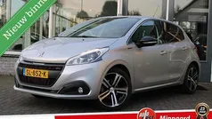 Grijs Gebruikt 2018 Peugeot 208 GT-line Hatchback | € 9.800 (Eerlijke prijs)