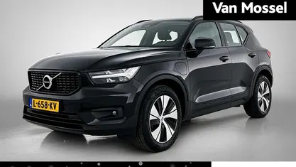 Zwart Occasion 2021 Volvo XC40 R-Design SUV | € 27.900 (Eerlijke prijs)