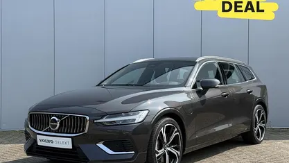Grijs Occasion 2025 Volvo V60 Plus Stationwagen | € 46.950 (Eerlijke prijs)