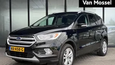 Zwart Gebruikt 2017 Ford Kuga Trend SUV | € 15.950 (Eerlijke prijs)