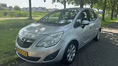 Grijs Gebruikt 2012 Opel Meriva Cosmo MPV | € 3.995 (Eerlijke prijs)