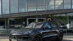 Zwart Gebruikt 2021 Porsche Cayenne Chrono SUV | € 76.890 (Eerlijke prijs)
