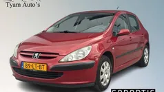 Rood Gebruikt 2003 Peugeot 307 Hatchback | € 1.250 (Eerlijke prijs)