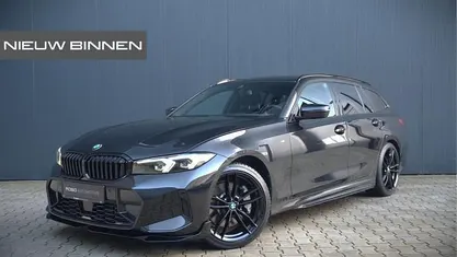 Occasion BMW 330 M Performance 245 PK (180 kW) 2024 Zwart Stationwagen