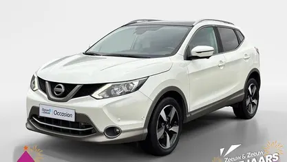 White pearl (qab) (licht wit) Gebruikt 2016 Nissan Qashqai Tekna SUV | € 15.935 (Eerlijke prijs)