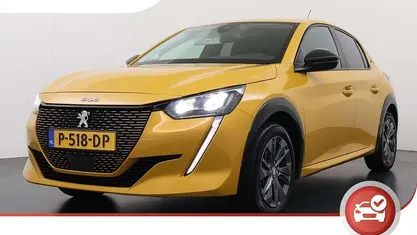 Occasion Peugeot e-208 Allure 100 kW (136 PK) 2022 Geel Hatchback