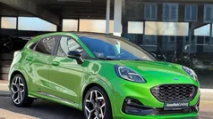 Groen, metallic lak Gebruikt 2021 Ford Puma Performance Edition SUV | € 24.990 (Eerlijke prijs)